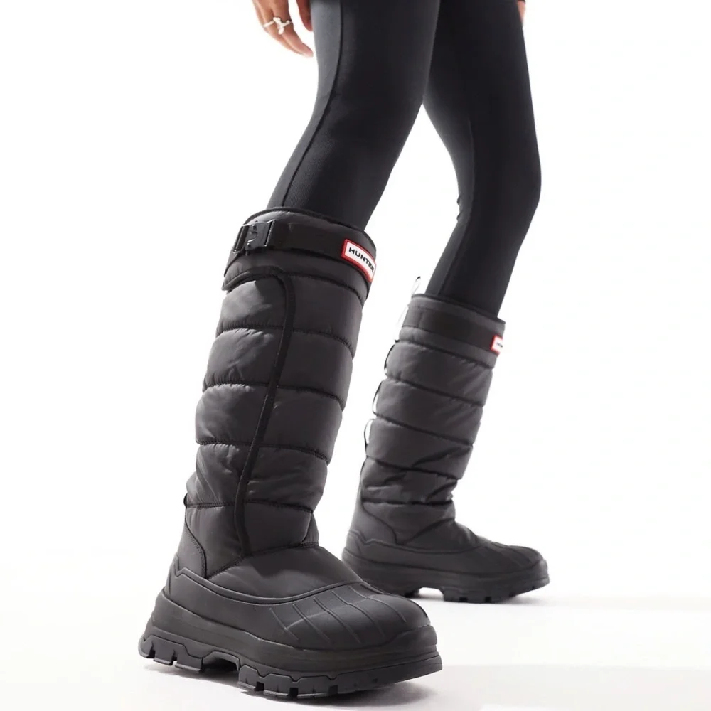 Hunter Black Quilted Boots - Picture 2 of 10